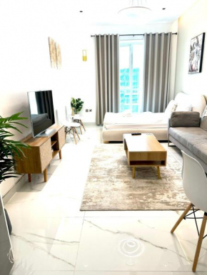 Stunning Studio with Sea-View in JLT